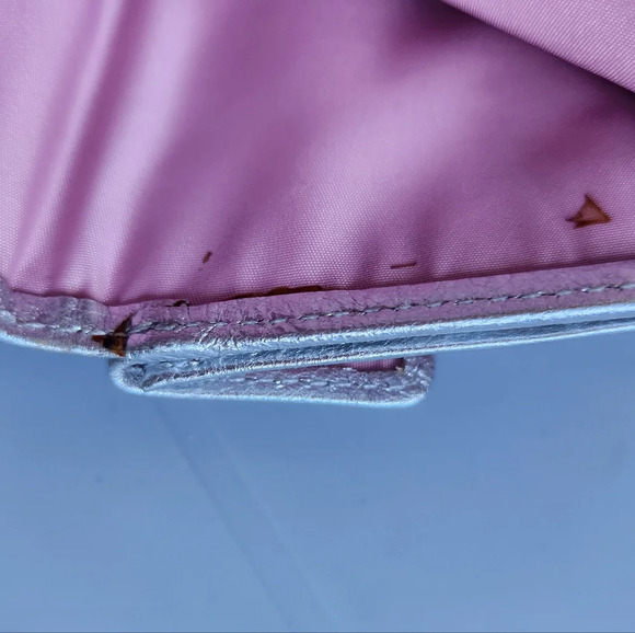 Coach Poppy Irridescent Shimmer Leather Square Zipper Wallet - Picture 9 of 9